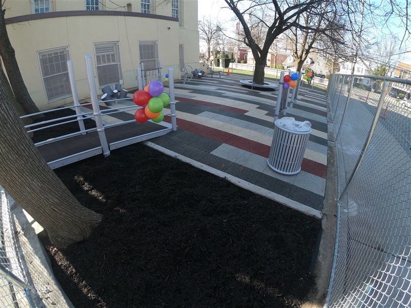 School Playground with TPV Blended Tiles preview 21